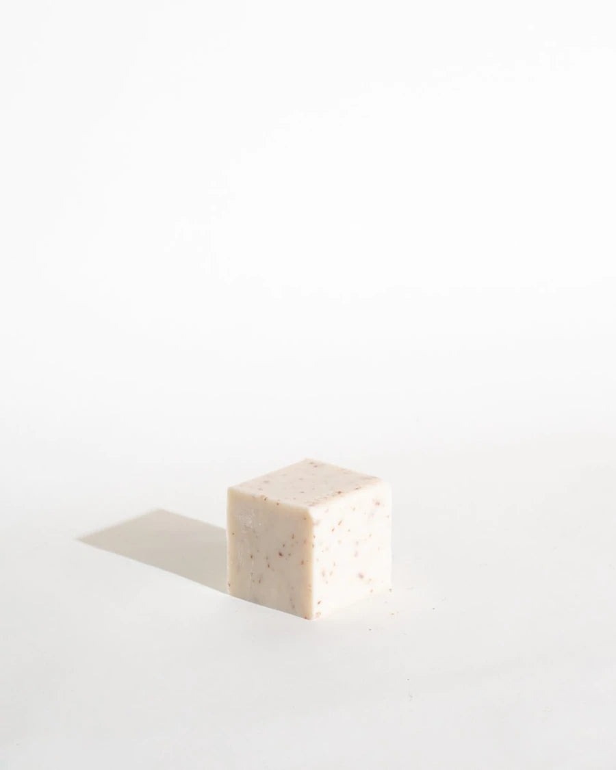 Rosewater Cassis Soothing Oatmeal Bar Soap